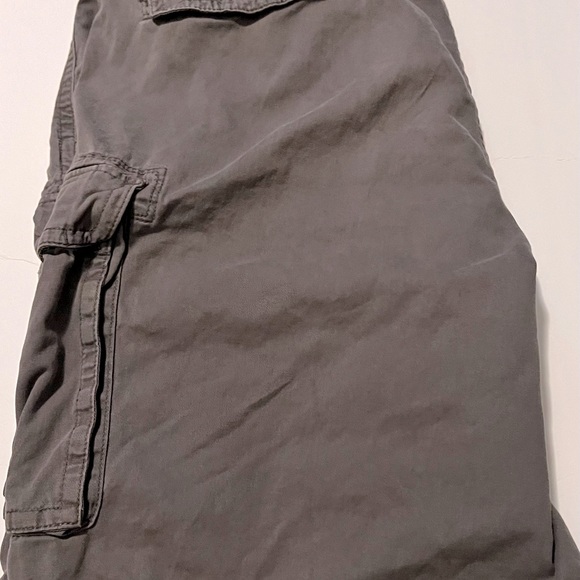 Men's cargo faded black shorts, size 46 - Picture 2 of 3